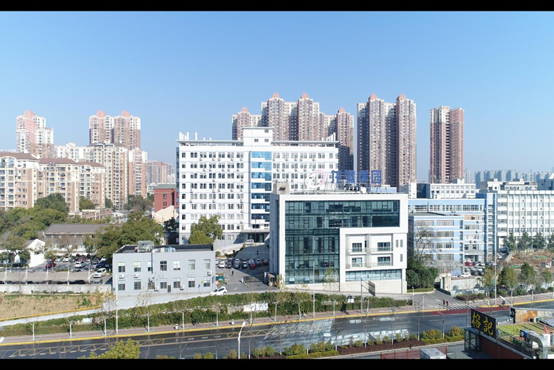 湖南龙骧交通发展集团有限责任公司.png